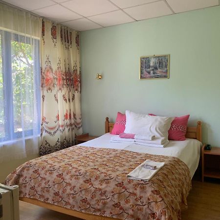 Guest House “Olesya” Obzor Exterior foto